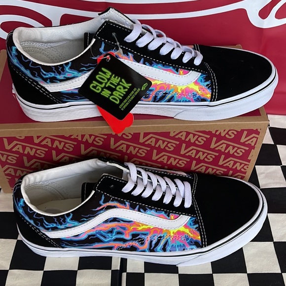 Vans Old Skool Electric Flame Black/True White WMNS sneakers - Picture 2 of 16